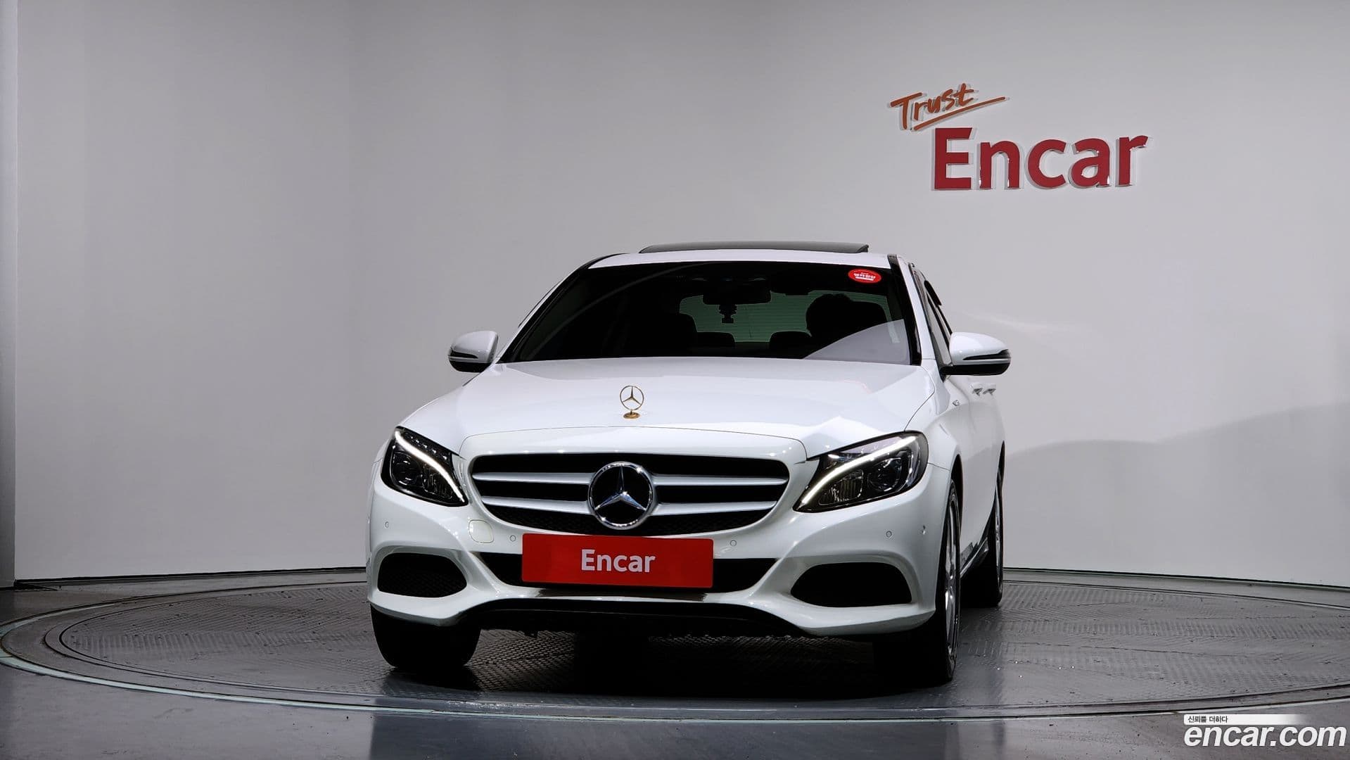 Main__Slider__Photo:C-Class Mercedes-Benz 2016.9-2