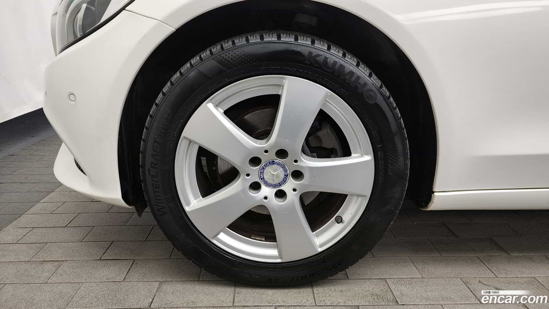 C-Class Mercedes-Benz 2016.9-OUTER-005