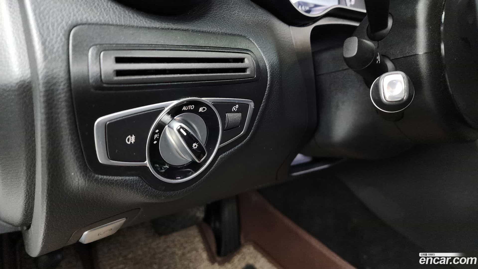 C-Class Mercedes-Benz 2016.9-OPTION-020