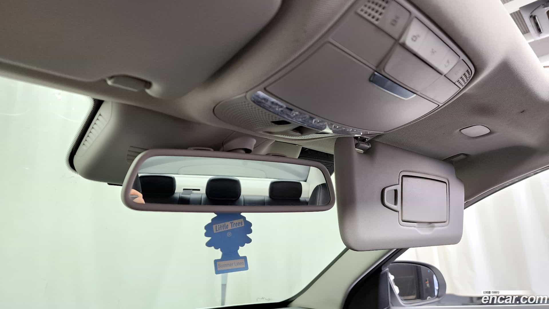 C-Class Mercedes-Benz 2016.9-OPTION-021