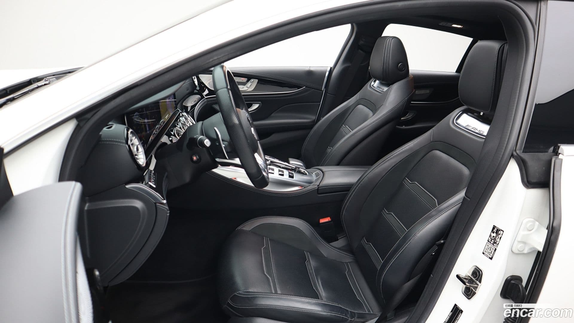 Main__Slider__Photo:AMG GT Mercedes-Benz 2020.2-6