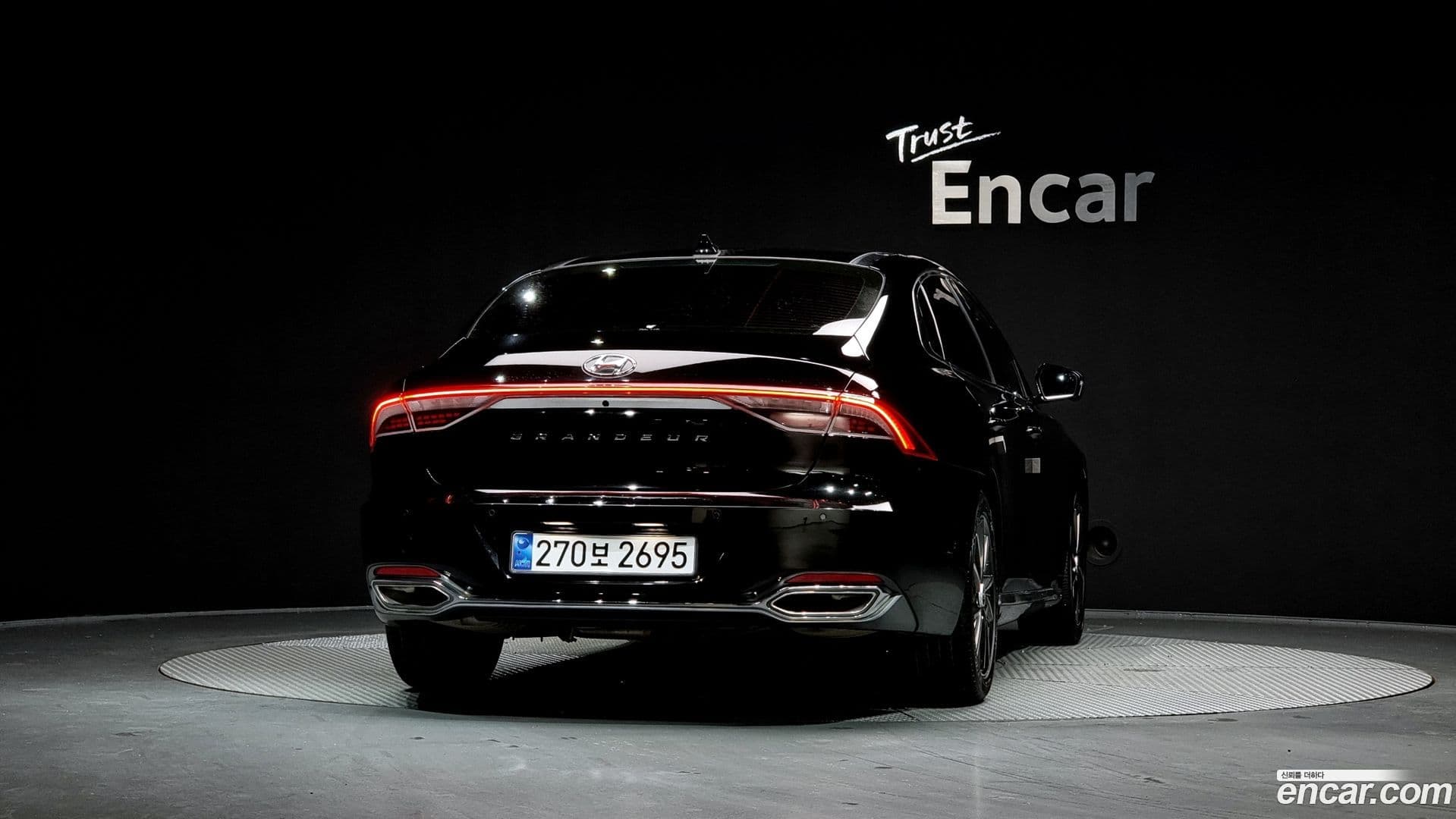 Main__Slider__Photo:Grandeur Hyundai 2021.4-3