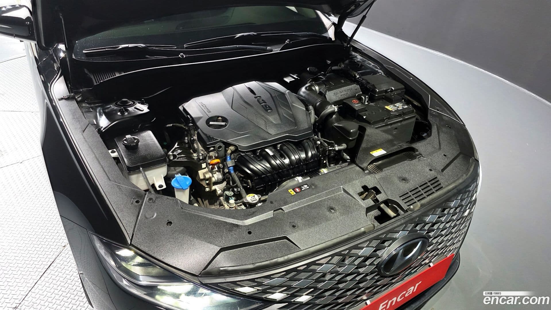 Main__Slider__Photo:Grandeur Hyundai 2021.4-5