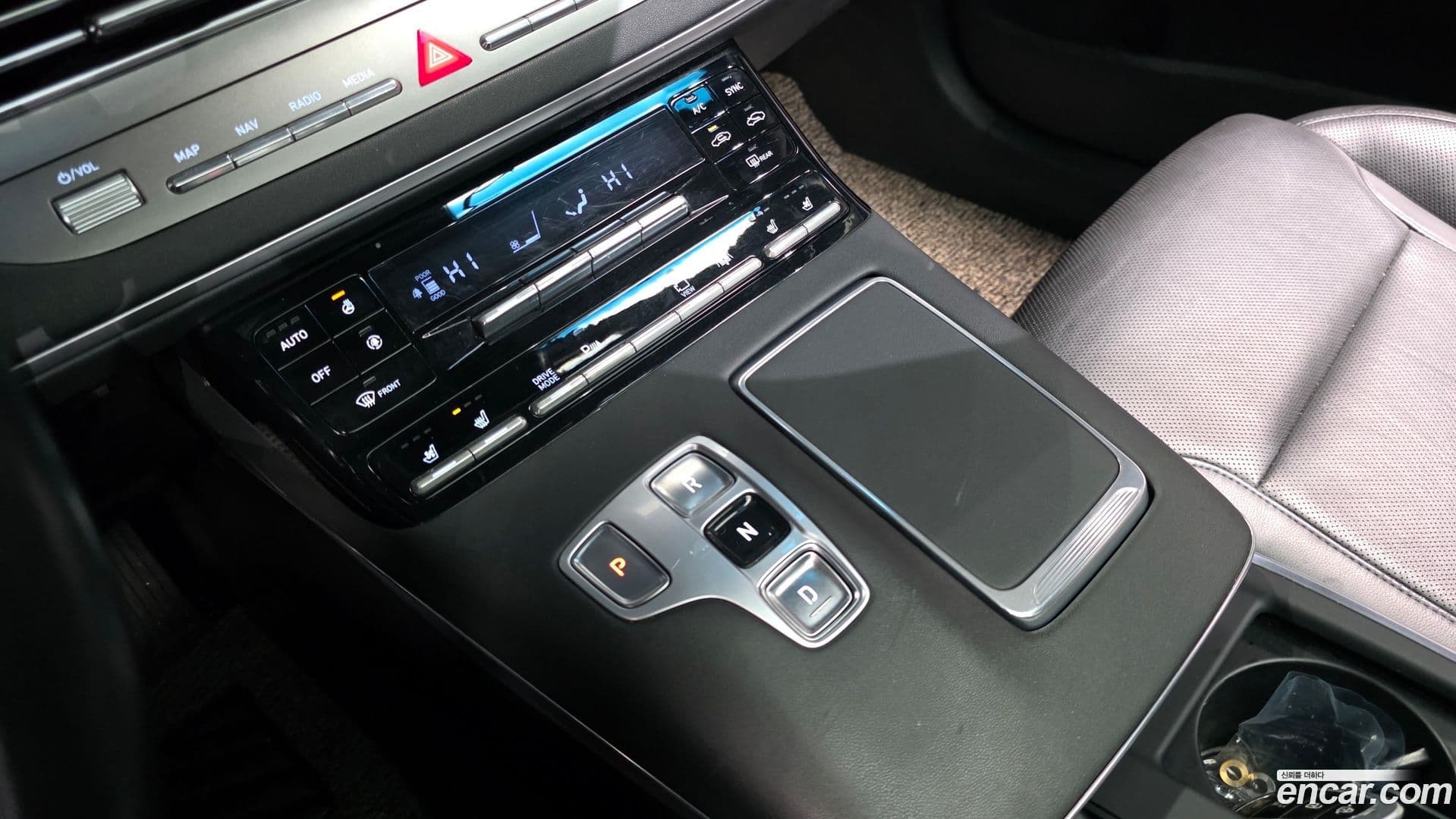 Main__Slider__Photo:Grandeur Hyundai 2021.4-8