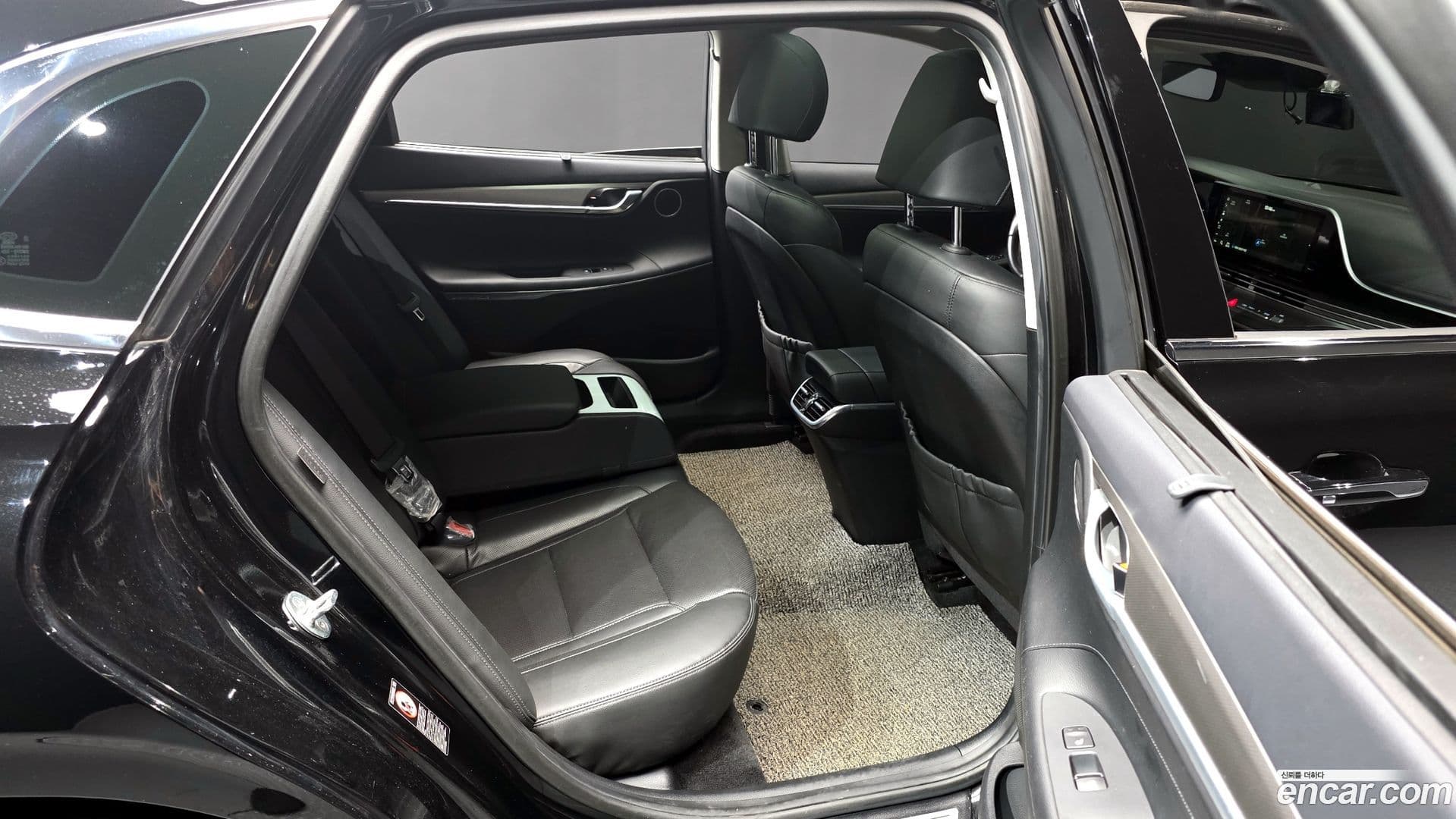 Main__Slider__Photo:Grandeur Hyundai 2021.4-11