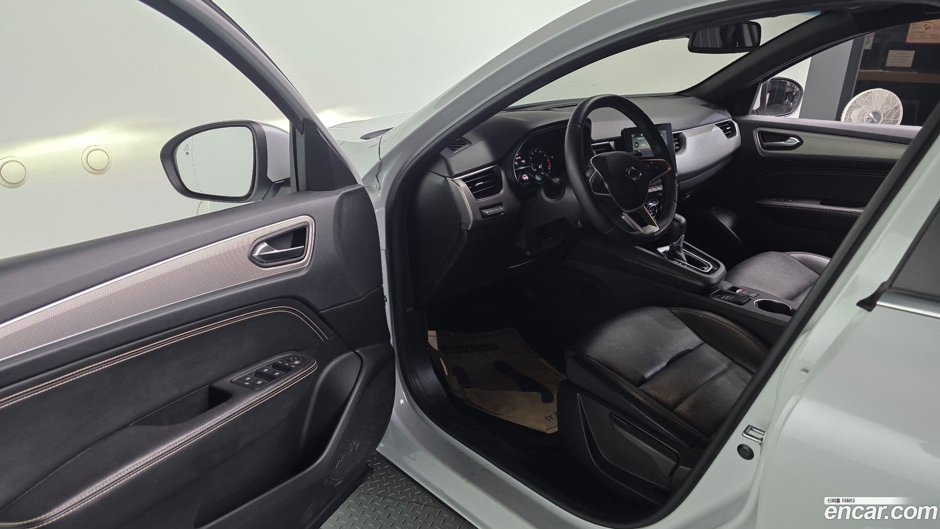 Main__Slider__Photo:XM3 Renault Korea 2024.1-10