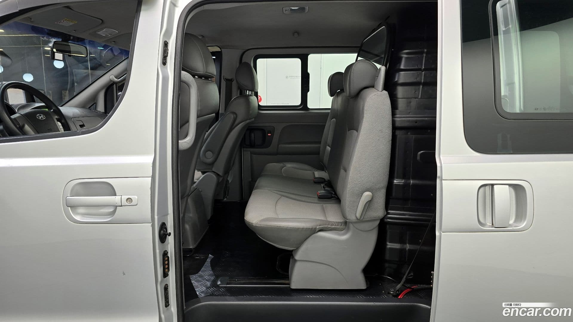 Main__Slider__Photo:Starex Hyundai 2010.4-11