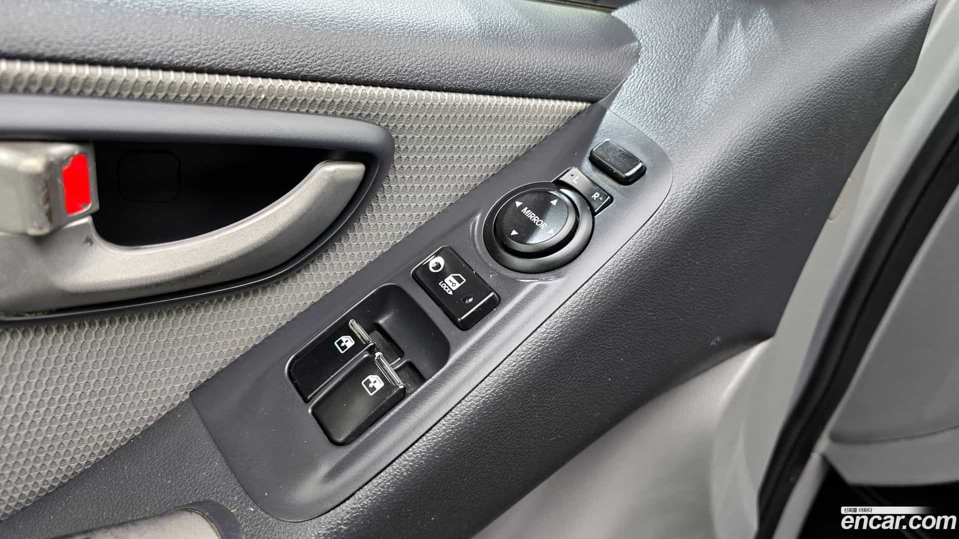 Starex Hyundai 2010.4-OPTION-021