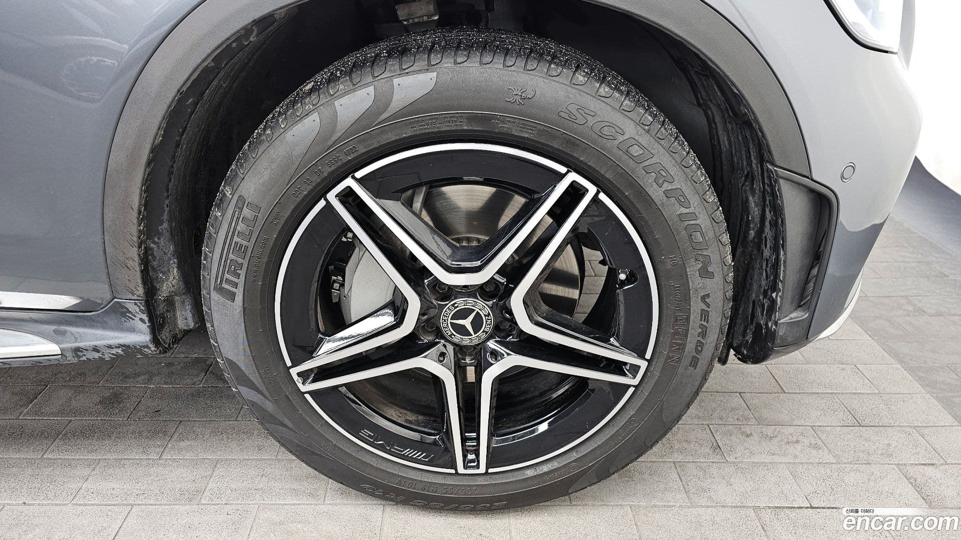 Main__Slider__Photo:GLC-Class Mercedes-Benz 2022.8-4