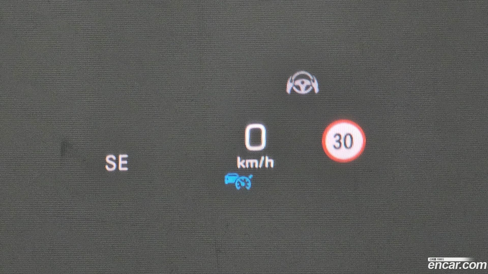 Main__Slider__Photo:GLC-Class Mercedes-Benz 2022.8-16