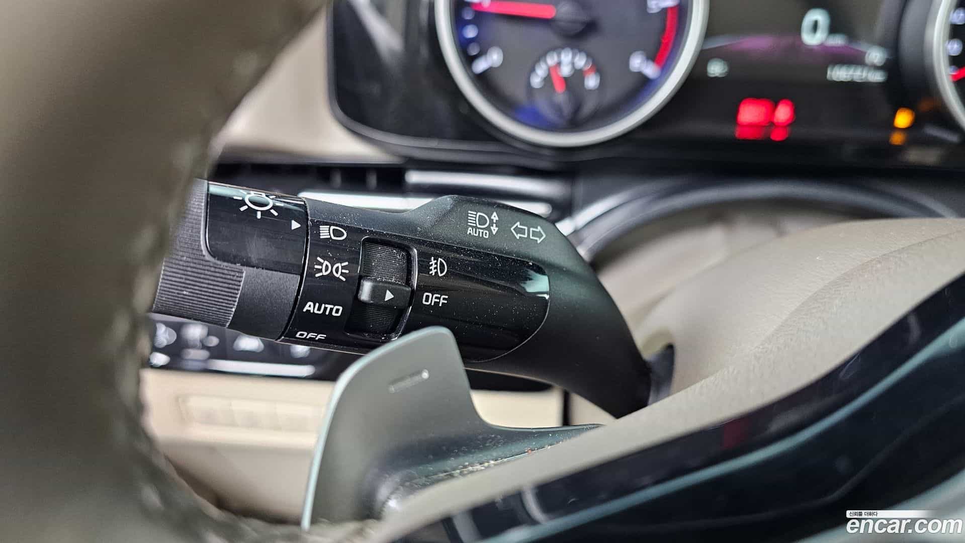 Canival Kia 2020.8-OPTION-021