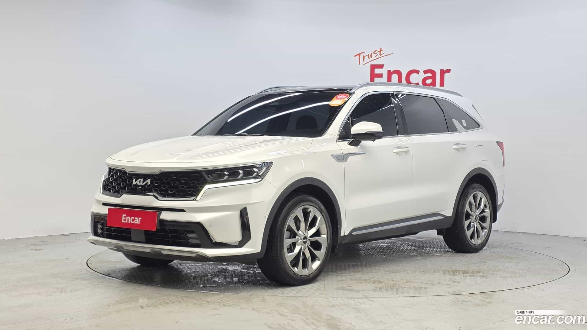 Sorento Kia 2022.8-OUTER-001