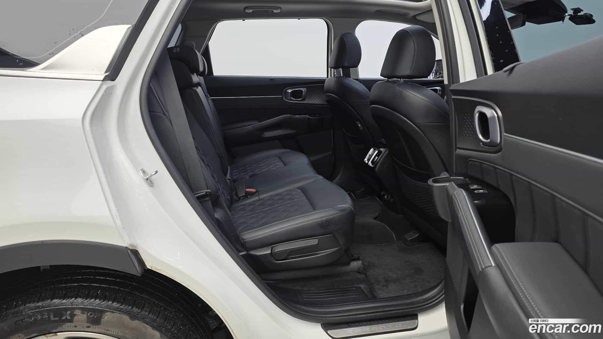 Sorento Kia 2022.8-OPTION-016