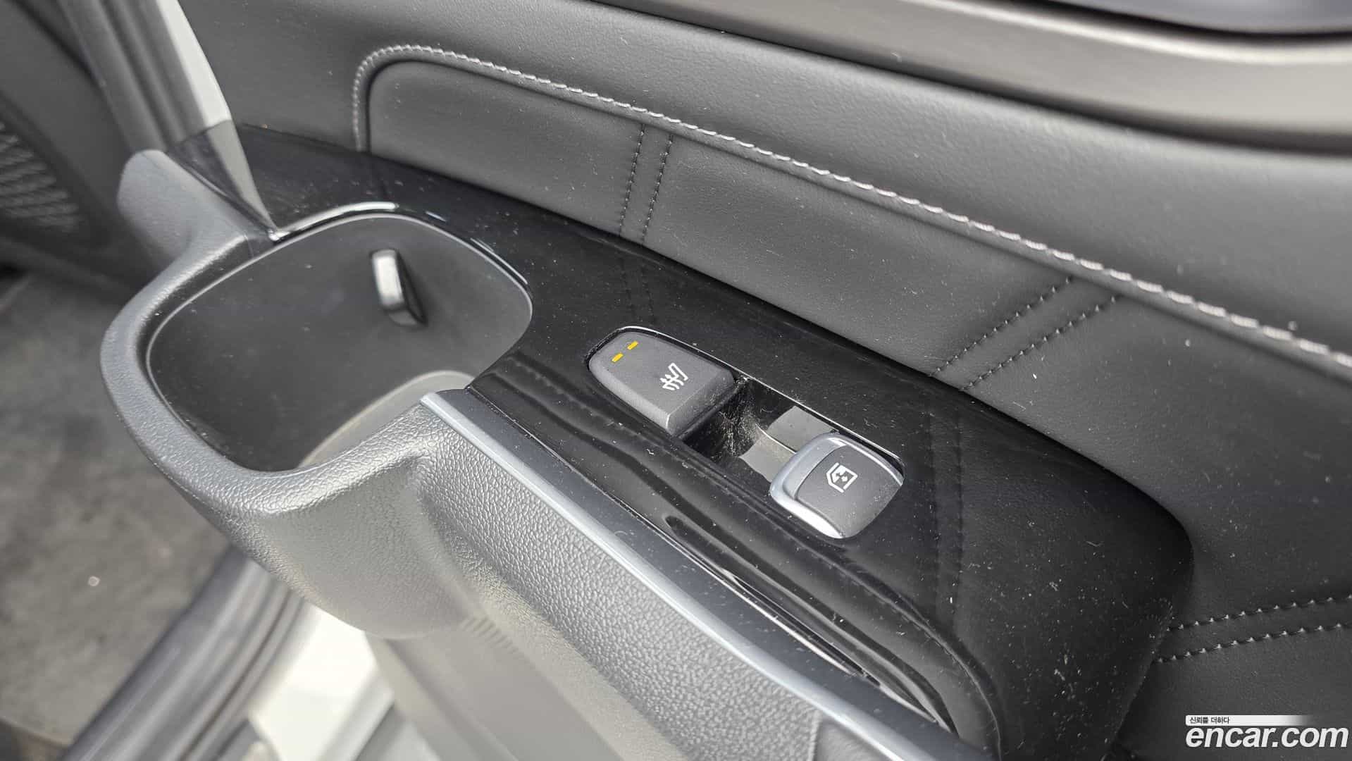 Sorento Kia 2022.8-OPTION-022