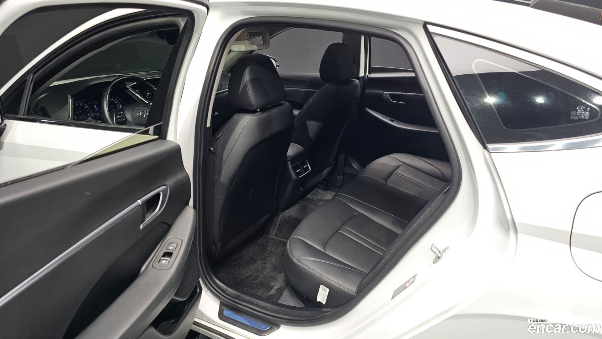 Main__Slider__Photo:Sonata Hyundai 2020.0-12