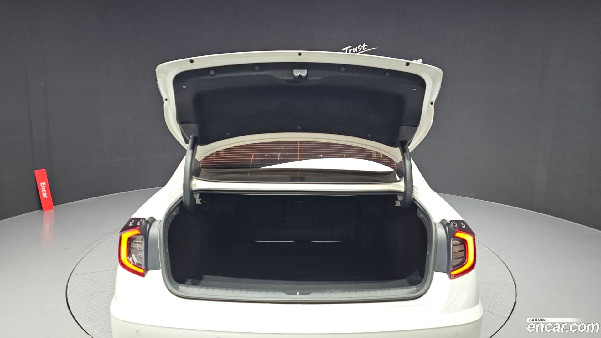 Main__Slider__Photo:Sonata Hyundai 2020.0-19