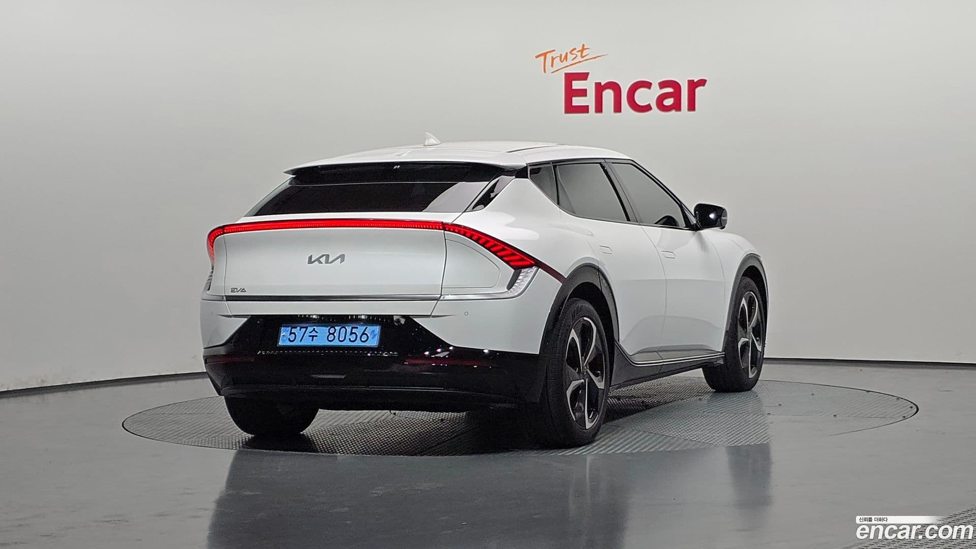 Main__Slider__Photo:EV6 Kia 2024.2-1