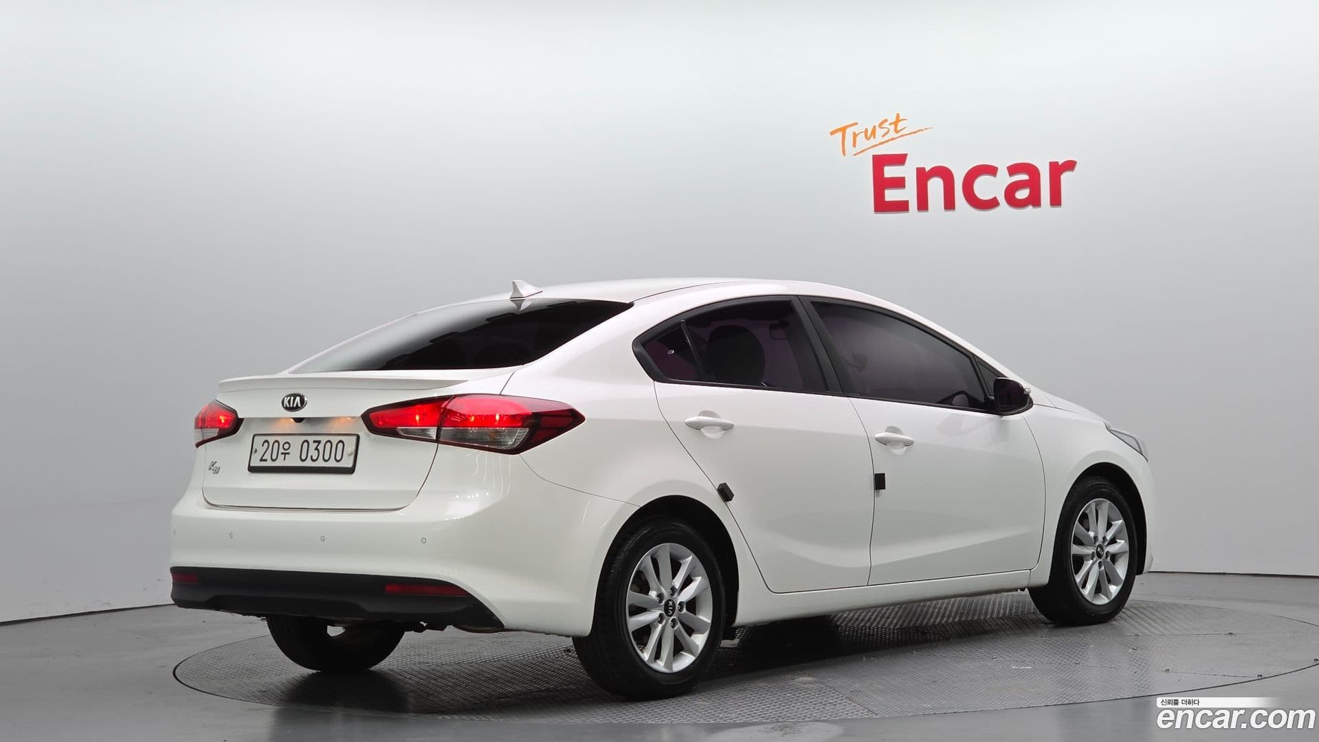 Main__Slider__Photo:K3 Kia 2016.10-1