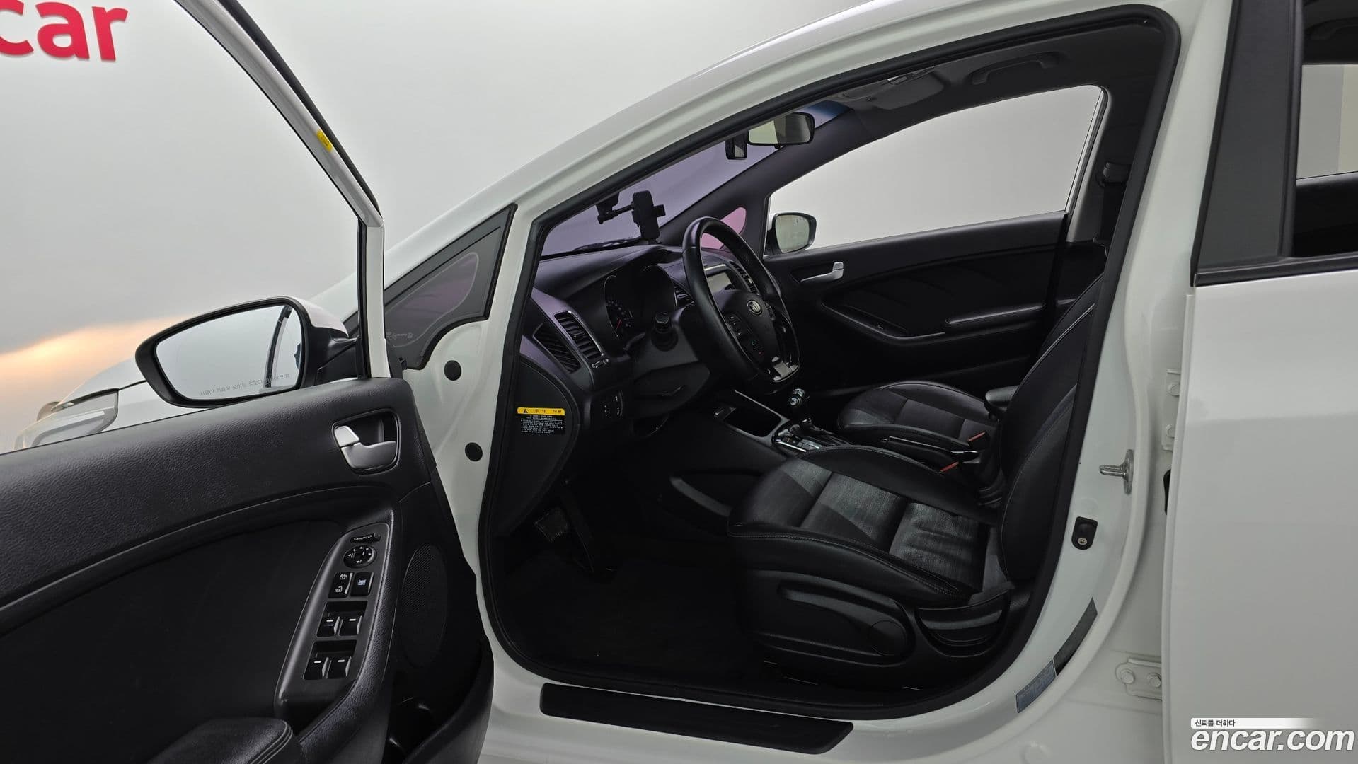 Main__Slider__Photo:K3 Kia 2016.10-9