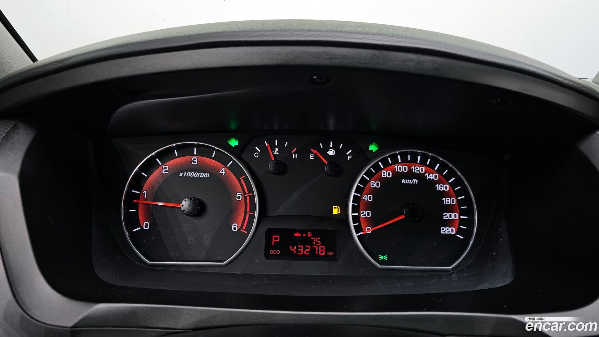 Main__Slider__Photo:KORANDO KG_Mobility_Ssangyong 2014.11-7