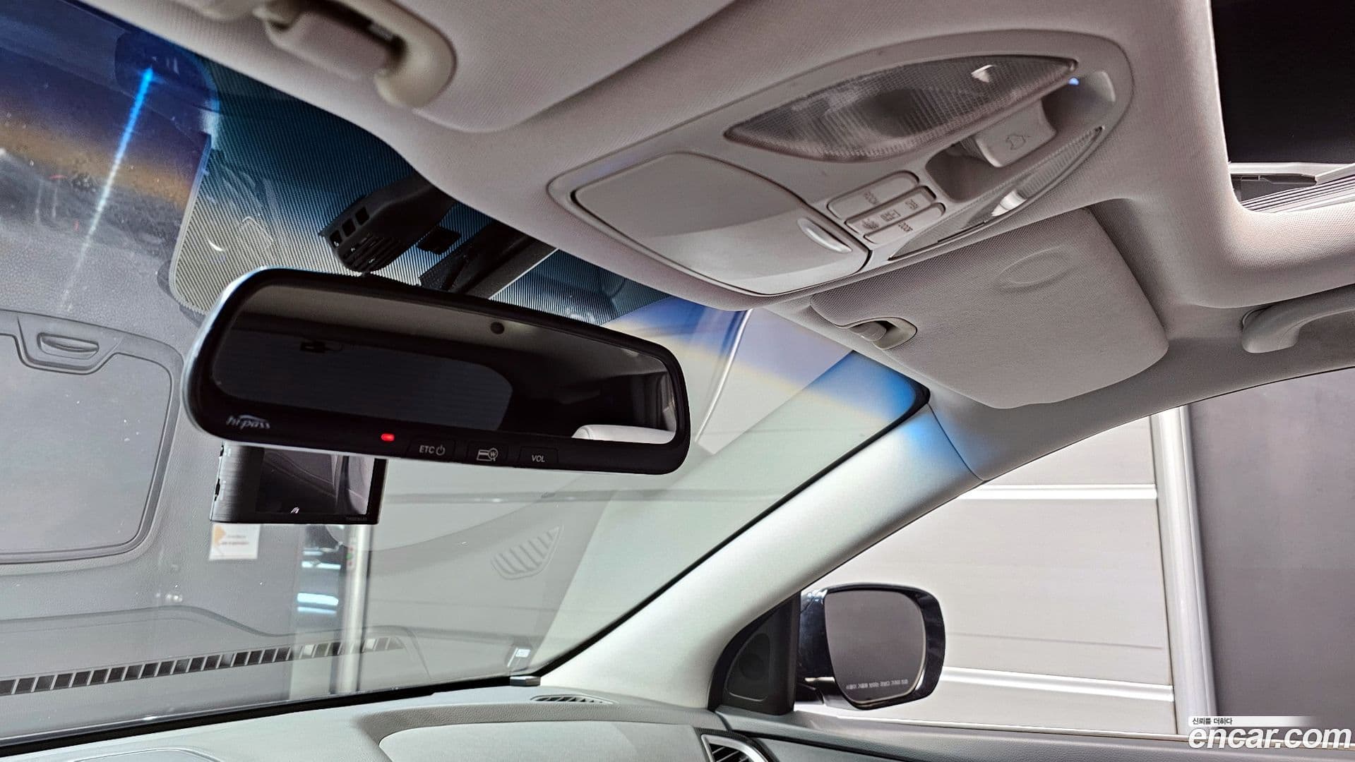 Main__Slider__Photo:Santafe Hyundai 2013.4-17