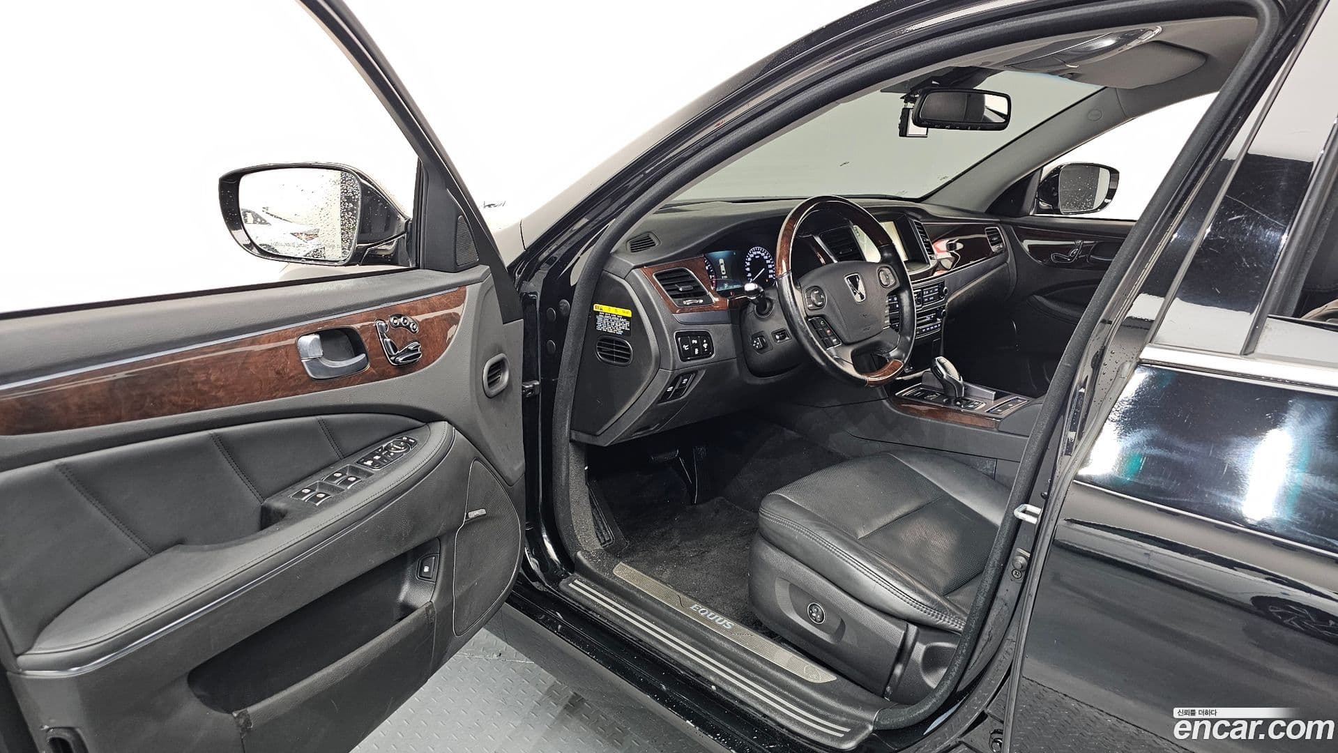 Main__Slider__Photo:Equus Hyundai 2013.6-9