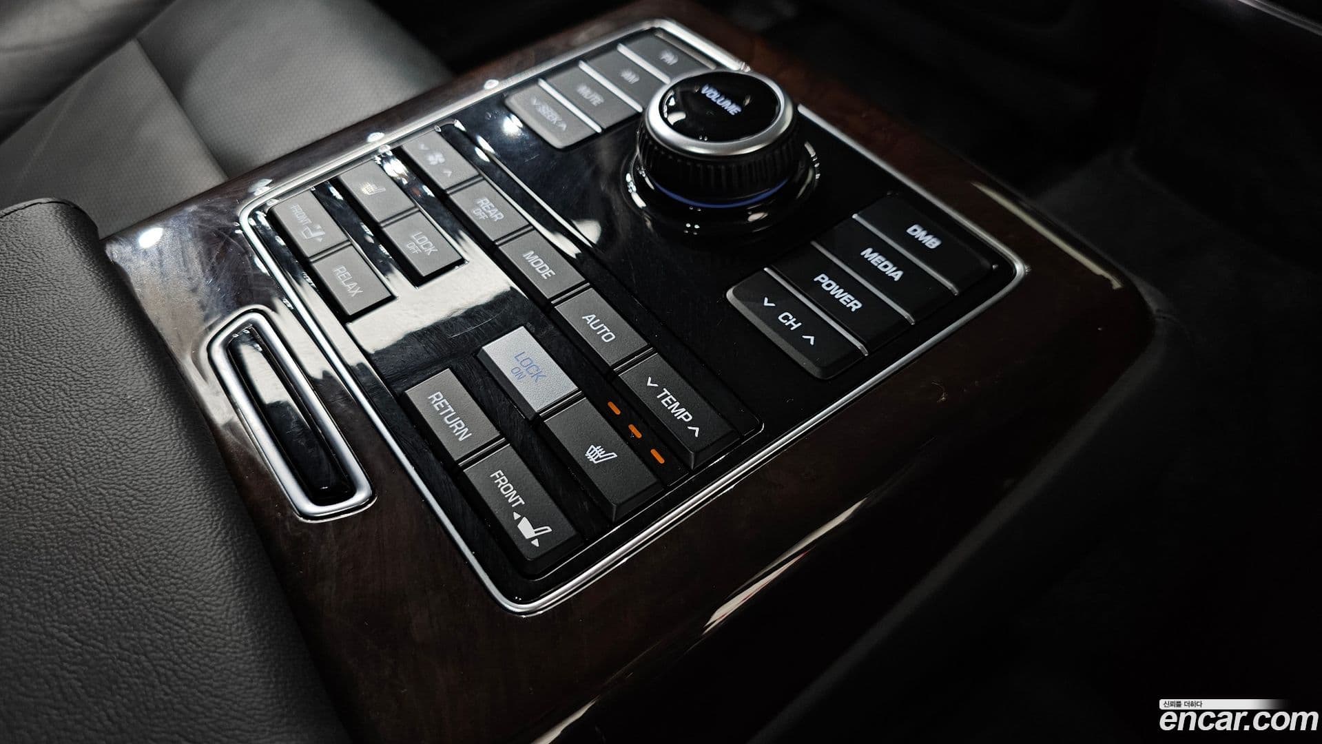 Main__Slider__Photo:Equus Hyundai 2013.6-17