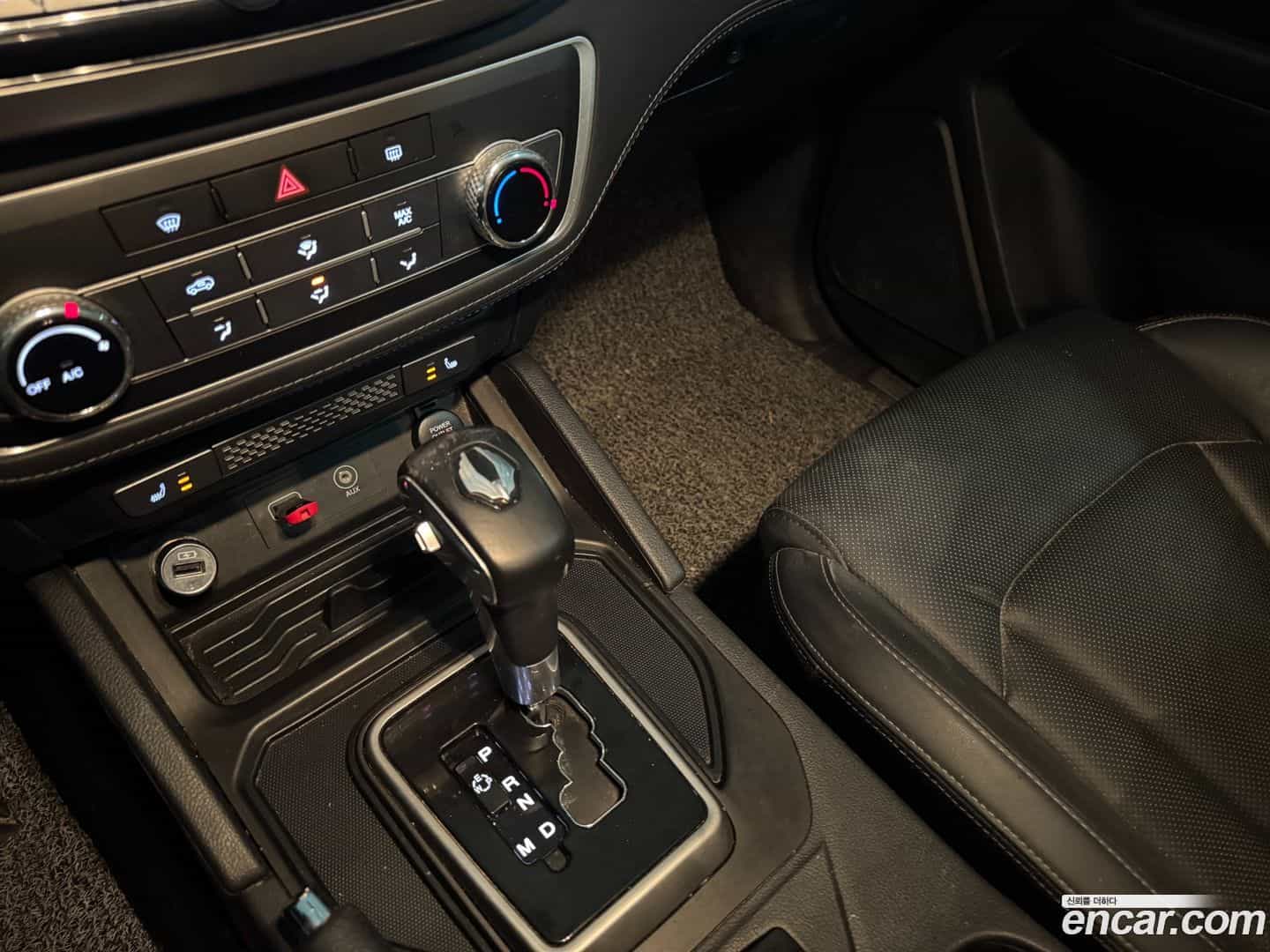 Rexton KG_Mobility_Ssangyong 2019.4-INNER-009