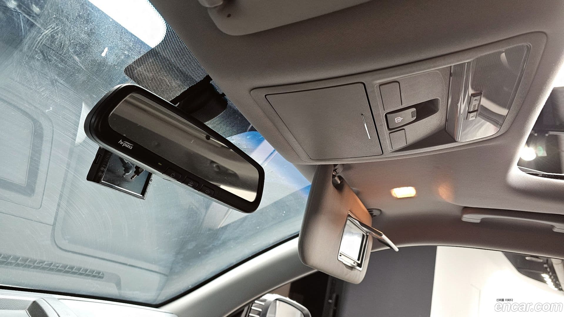 Main__Slider__Photo:Rexton KG_Mobility_Ssangyong 2019.4-18