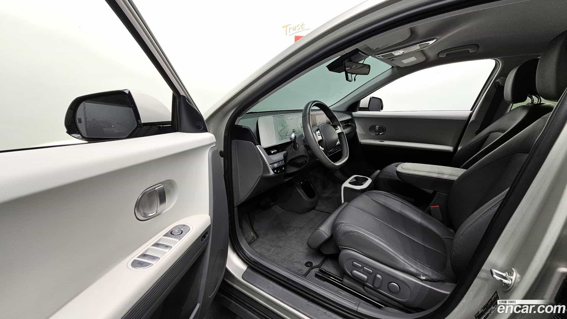 Ioniq5 Hyundai 2022.2-INNER-010