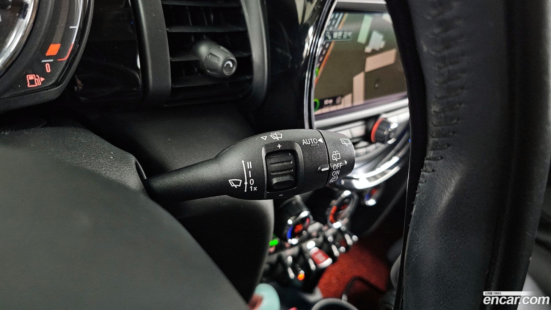 Main__Slider__Photo:Cooper Mini 2019.9-15