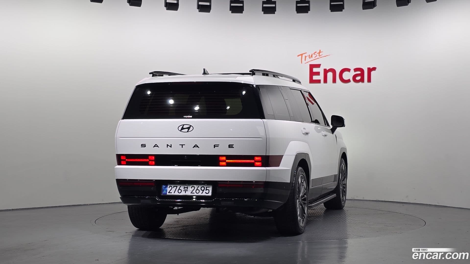 Main__Slider__Photo:Santafe Hyundai 2025.5-3