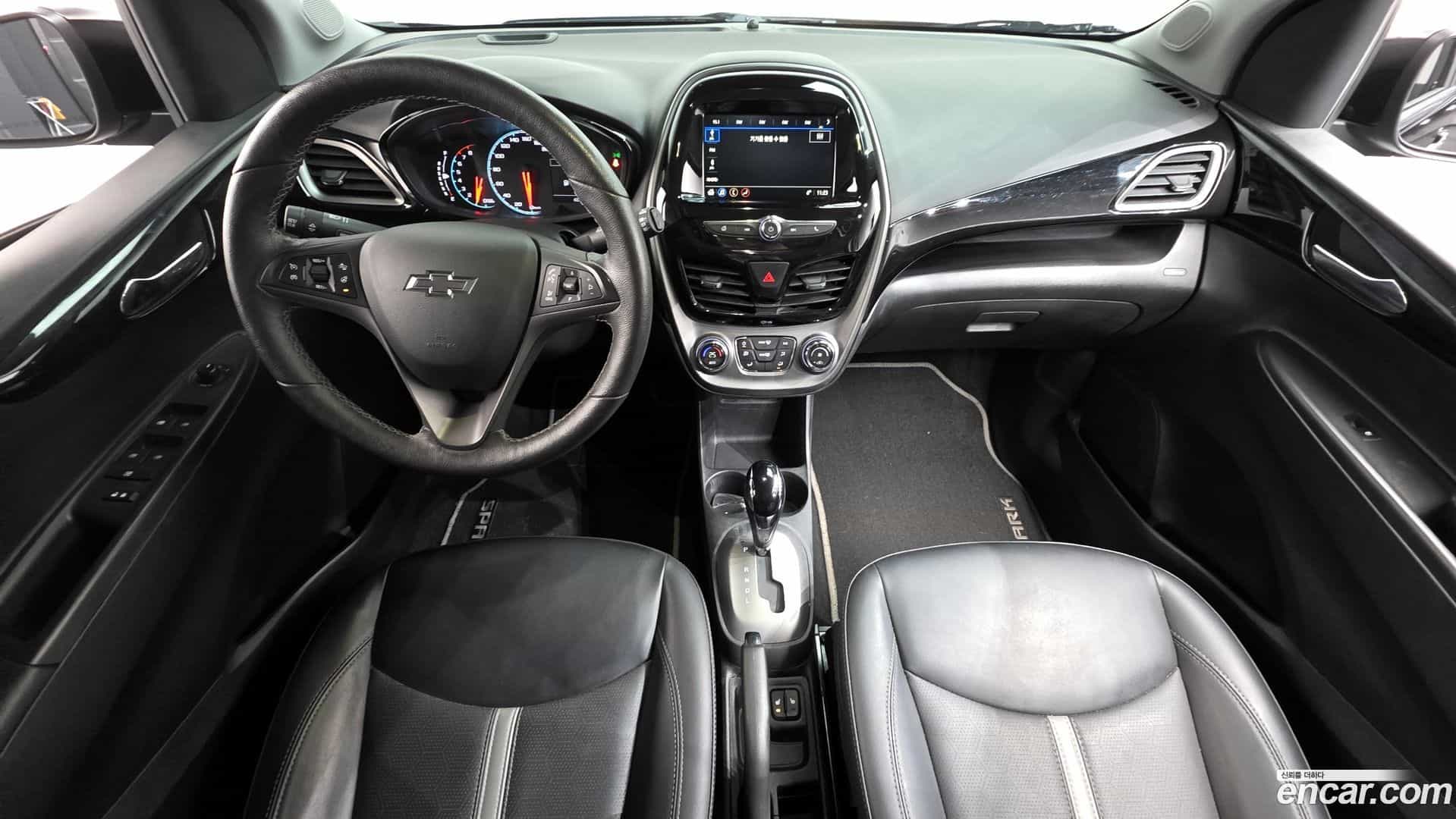 Spark Chevrolet 2020.10-INNER-007