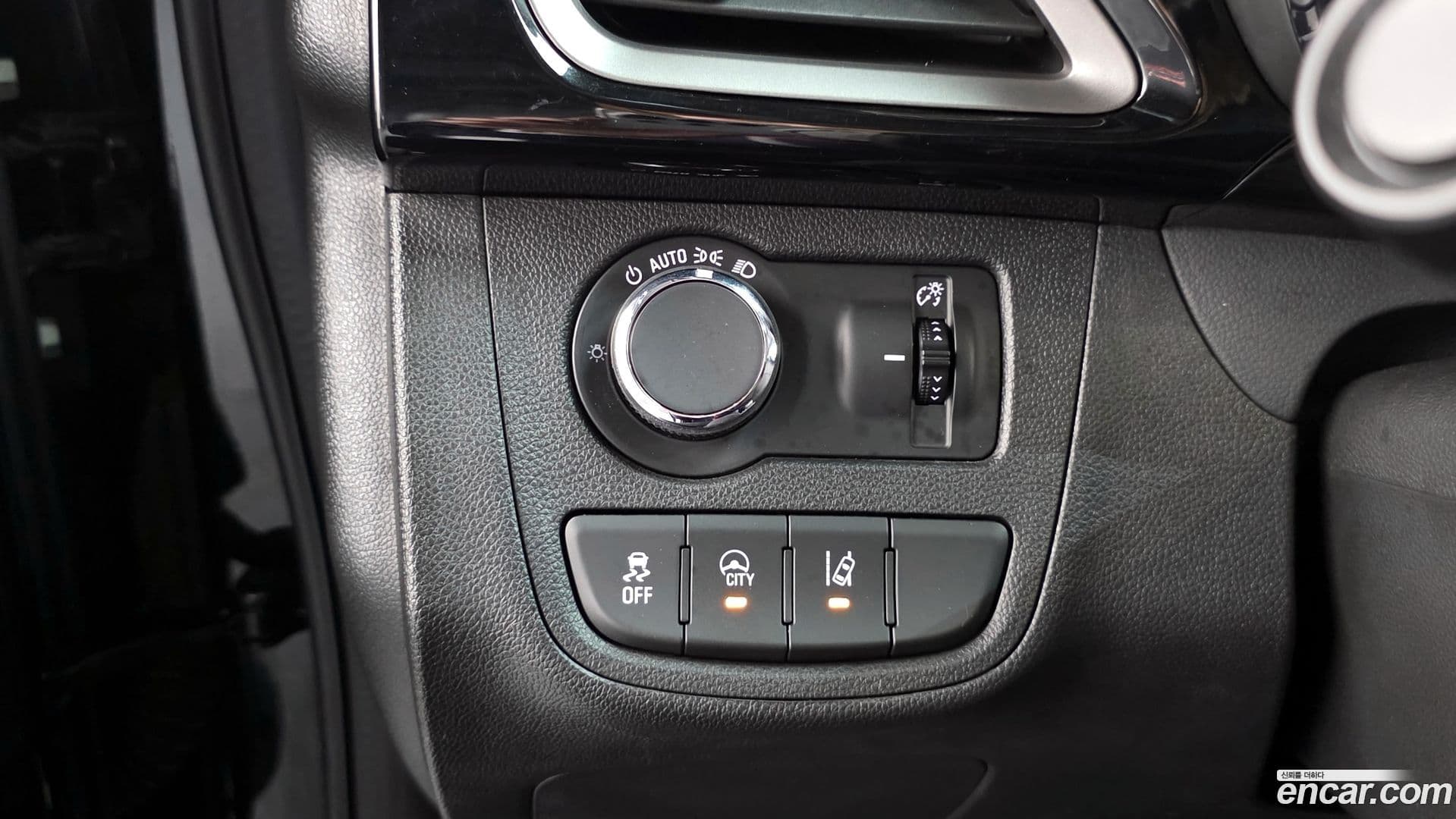 Main__Slider__Photo:Spark Chevrolet 2020.10-12