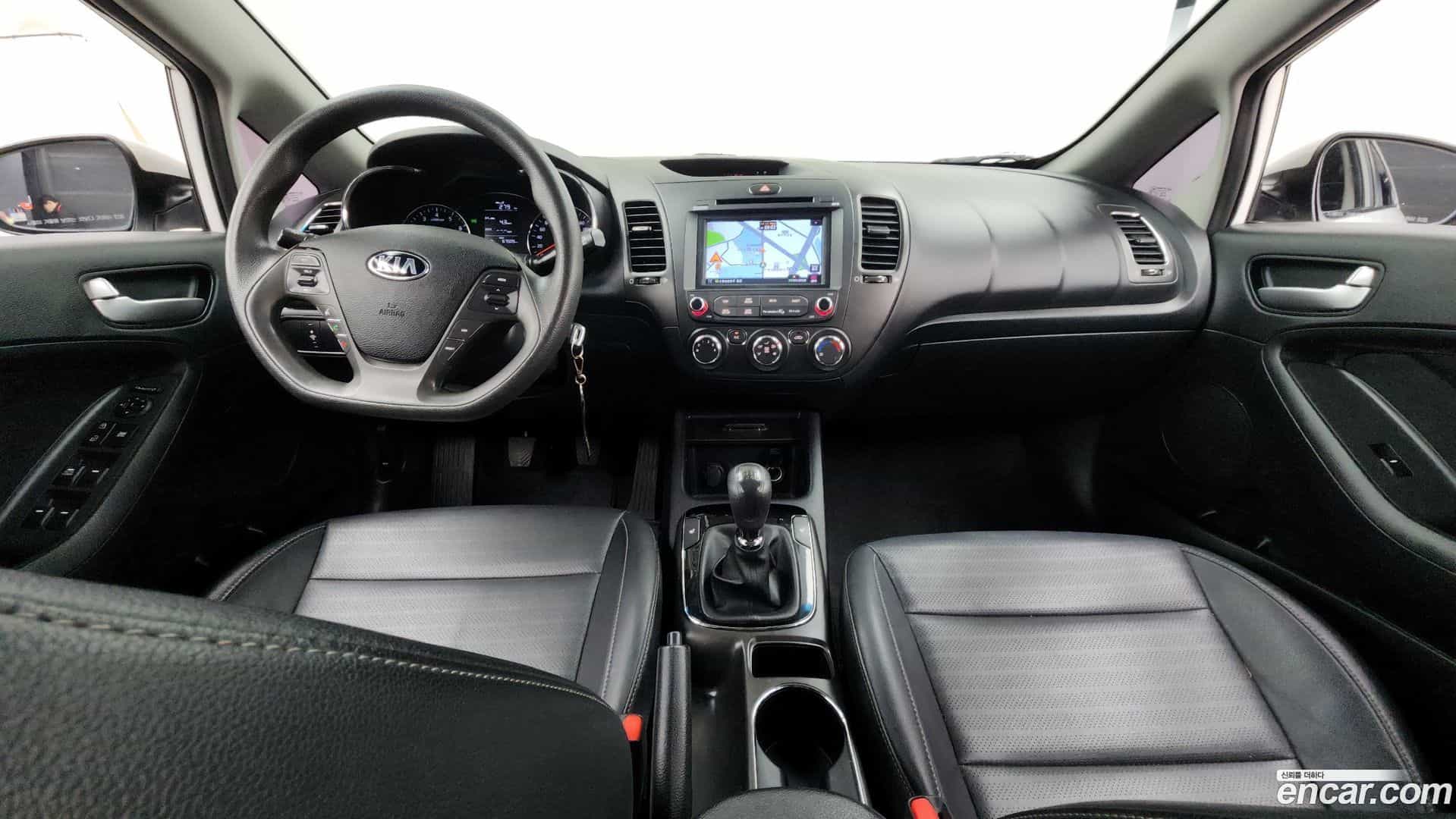 K3 Kia 2016.0-INNER-007