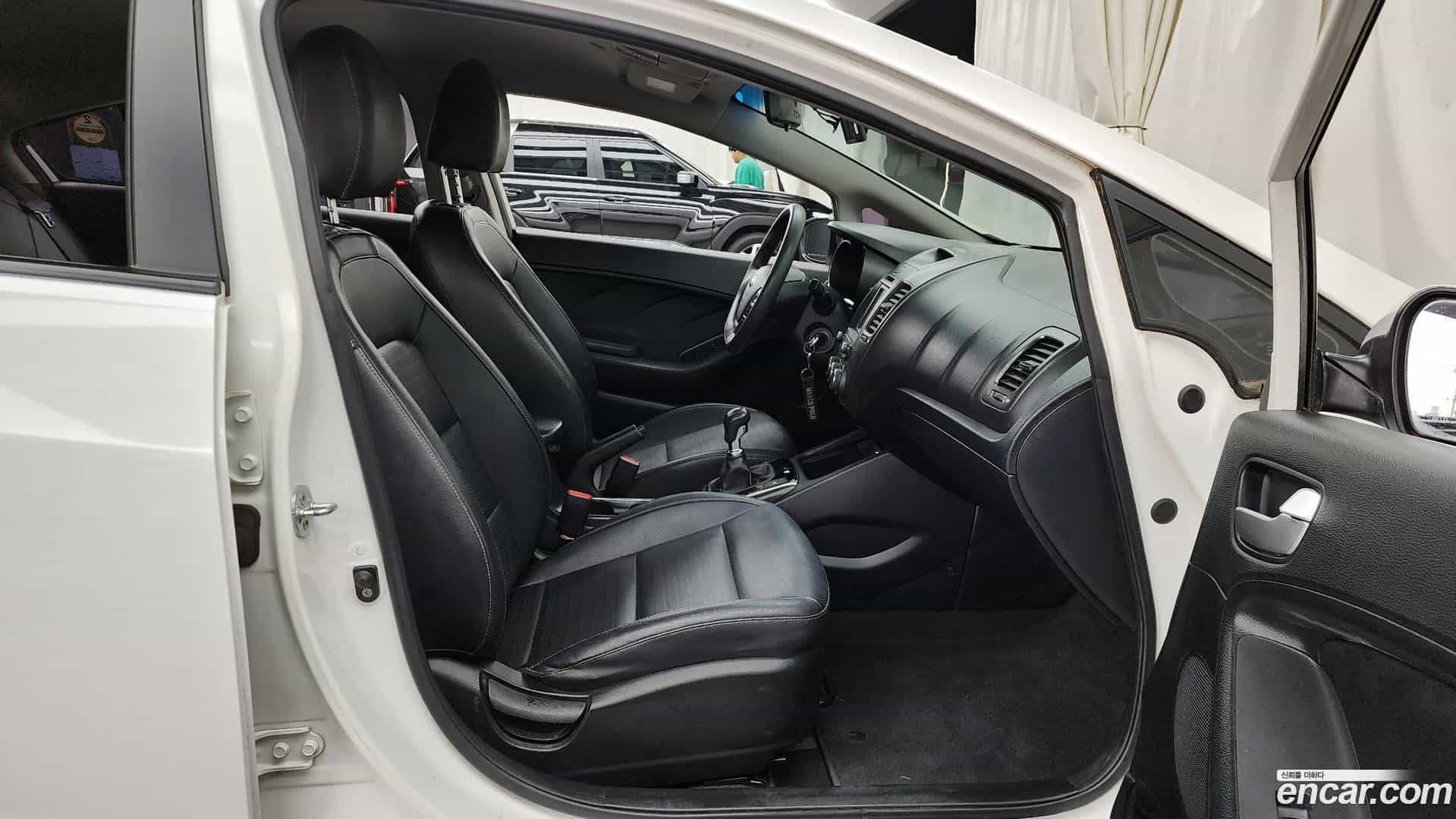 K3 Kia 2016.0-OPTION-015