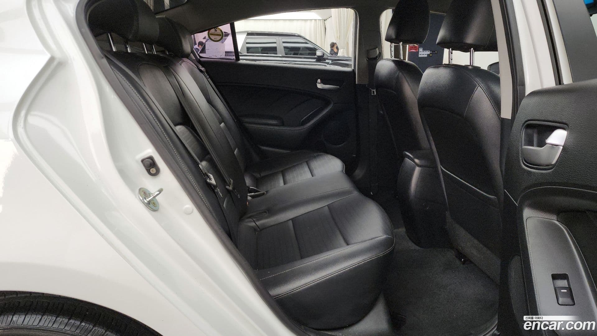 Main__Slider__Photo:K3 Kia 2016.0-11