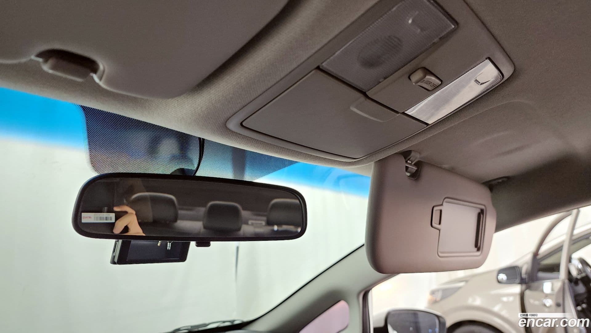 Main__Slider__Photo:K3 Kia 2016.0-16