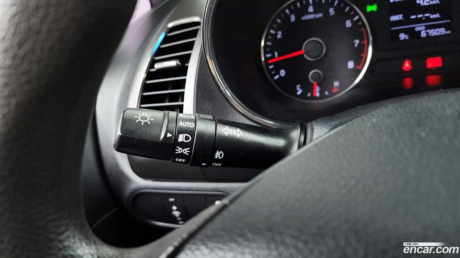 K3 Kia 2016.0-OPTION-022