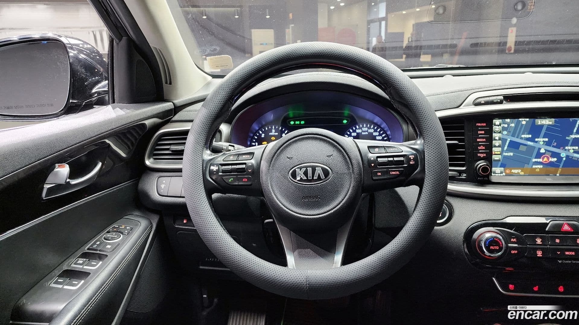 Main__Slider__Photo:Sorento Kia 2014.8-13