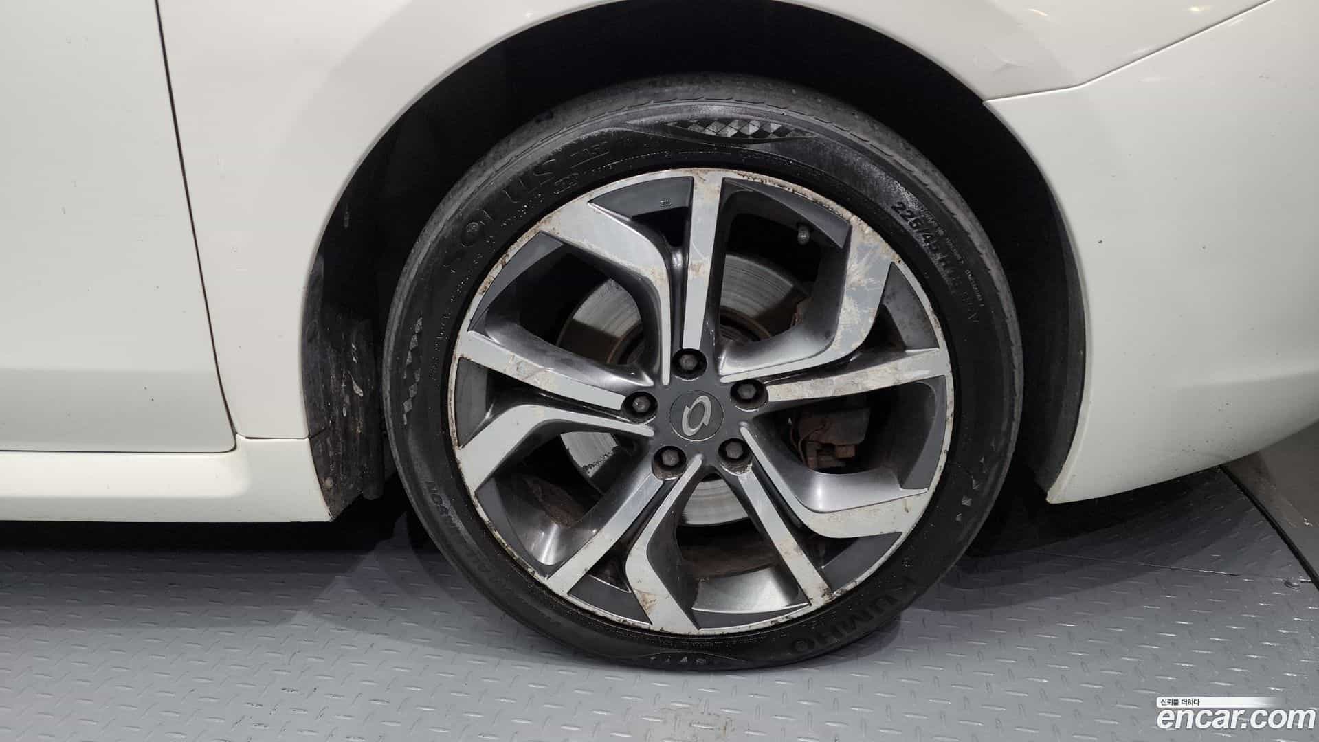 SM7 Renault-KoreaSamsung 2011.7-OUTER-005