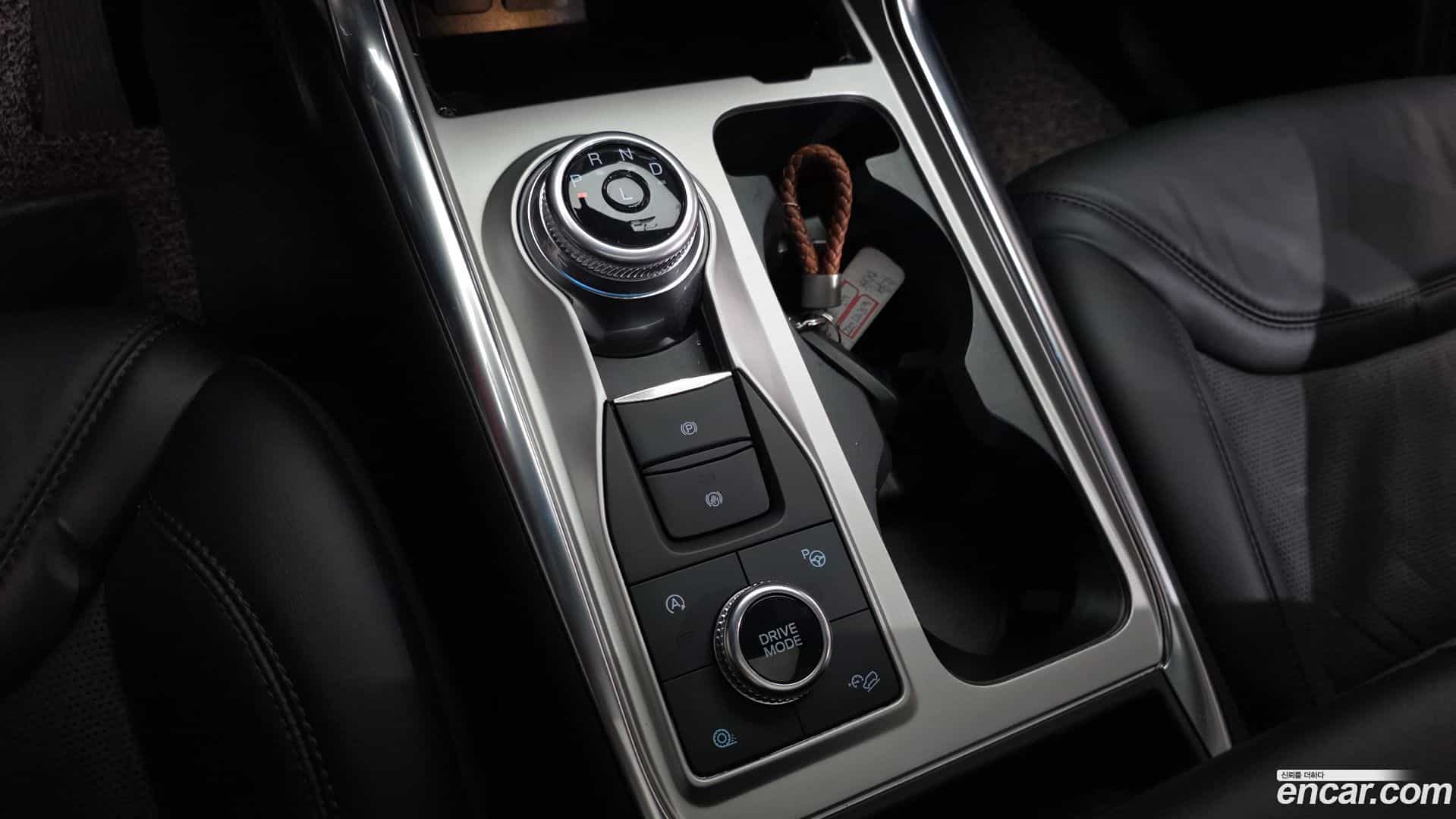 Explorer Ford 2022.3-INNER-009