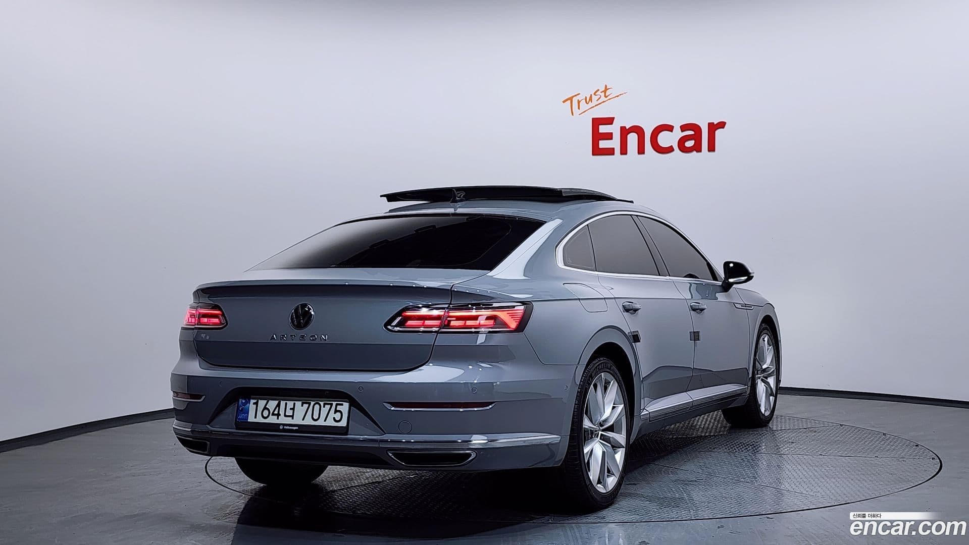 Main__Slider__Photo:Arteon Volkswagen 2022.4-1