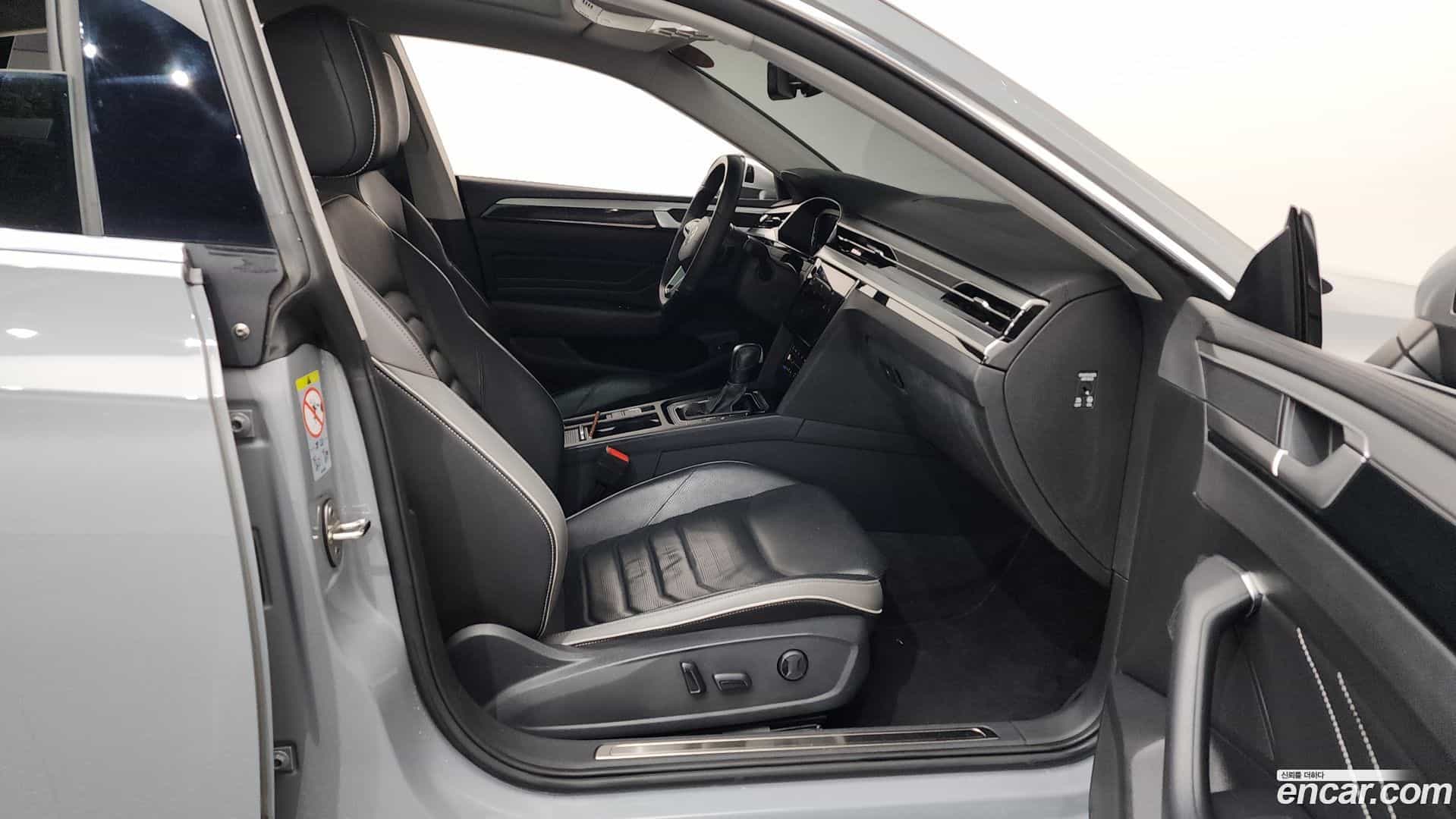 Arteon Volkswagen 2022.4-OPTION-015