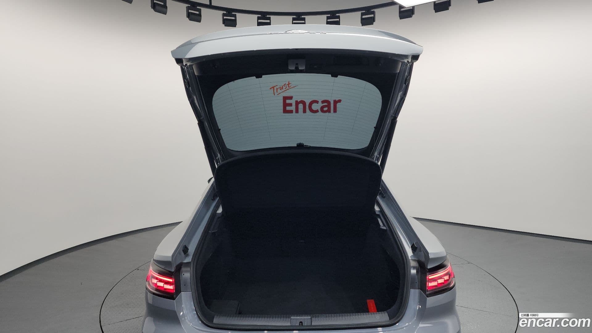 Main__Slider__Photo:Arteon Volkswagen 2022.4-19