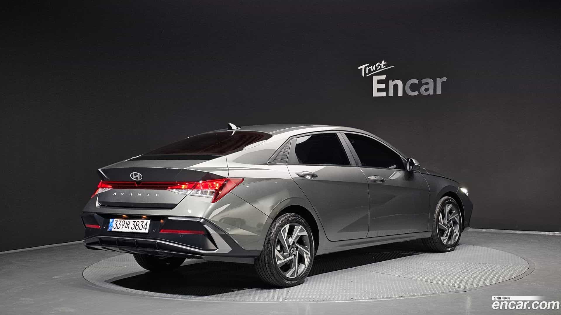 AVANTE Hyundai 2024.7-OUTER-002