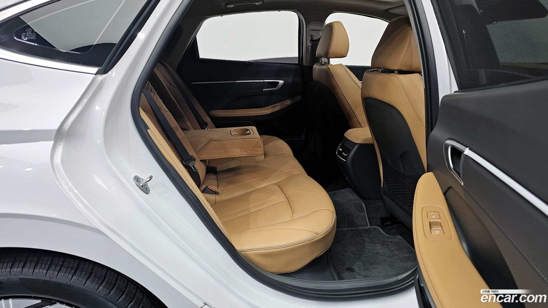 Main__Slider__Photo:Sonata Hyundai 2024.11-11