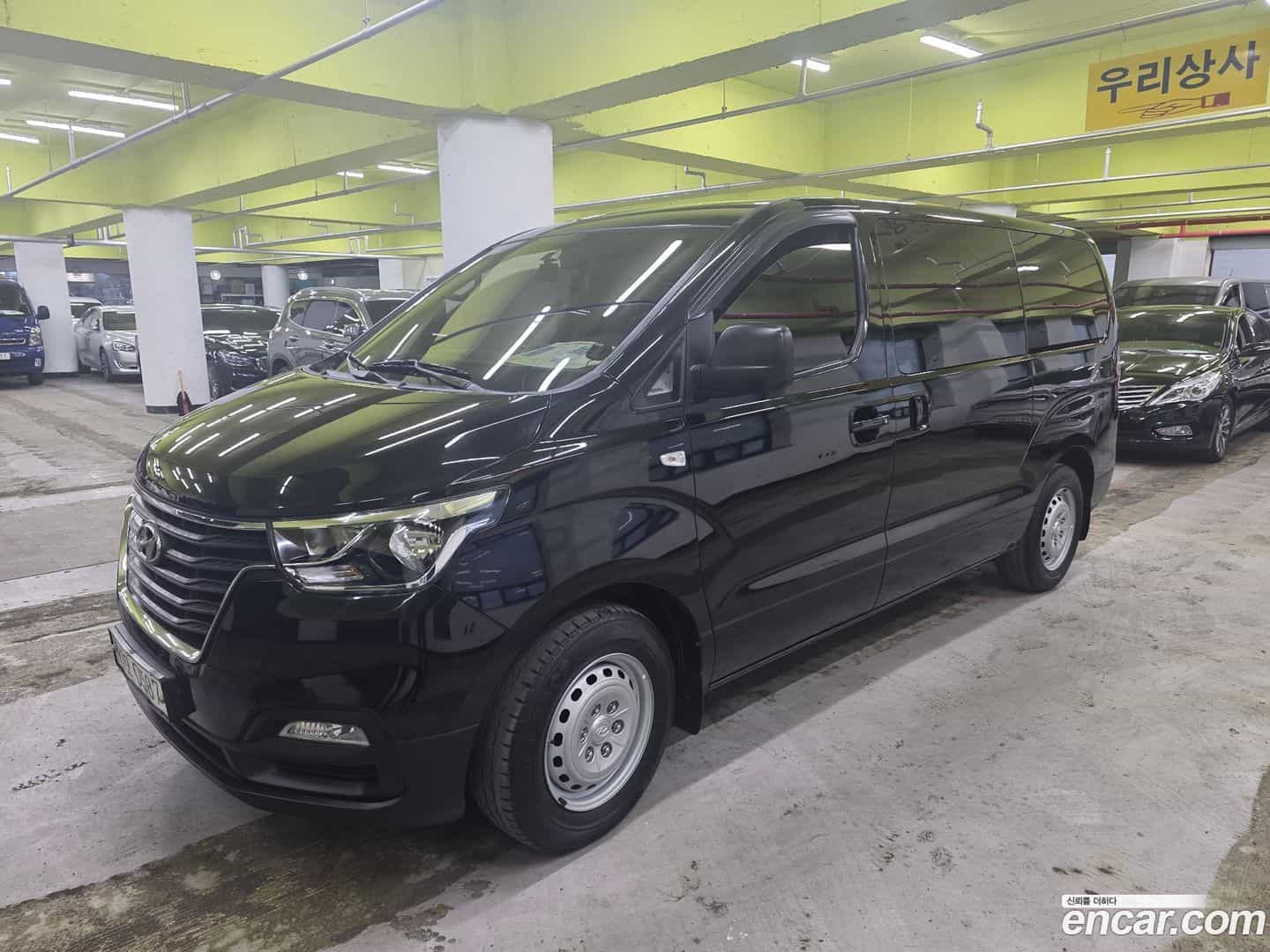Starex Hyundai 2019.10-OUTER-001