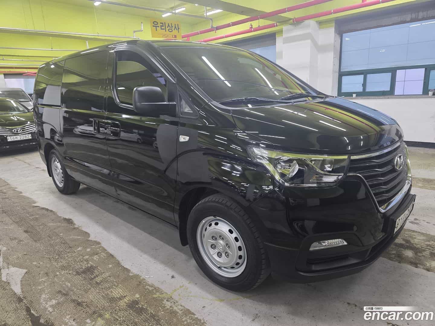 Starex Hyundai 2019.10-OUTER-002