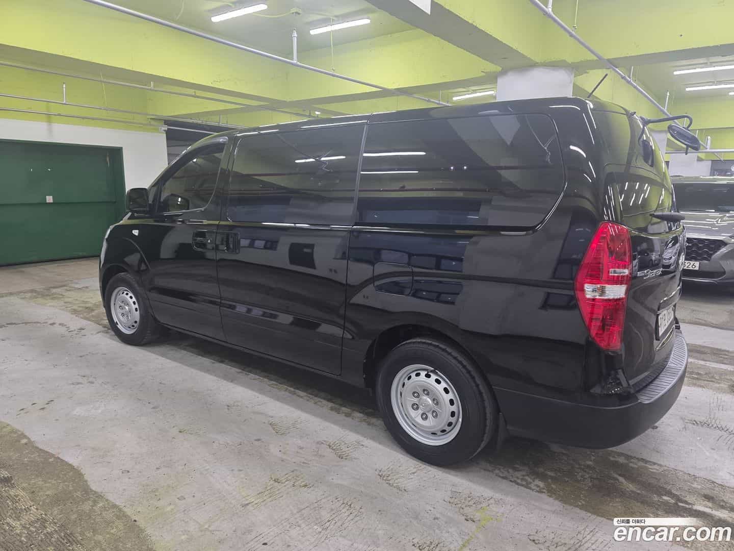 Starex Hyundai 2019.10-OUTER-005